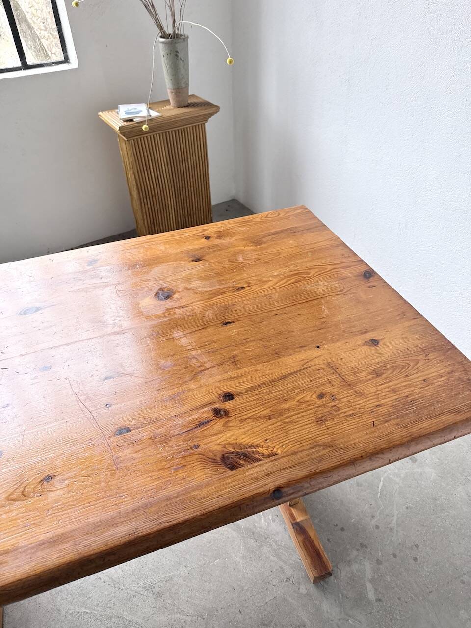 Mountain furniture table made of solid pine