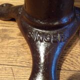 Singer stool 1930 in cast iron with screws