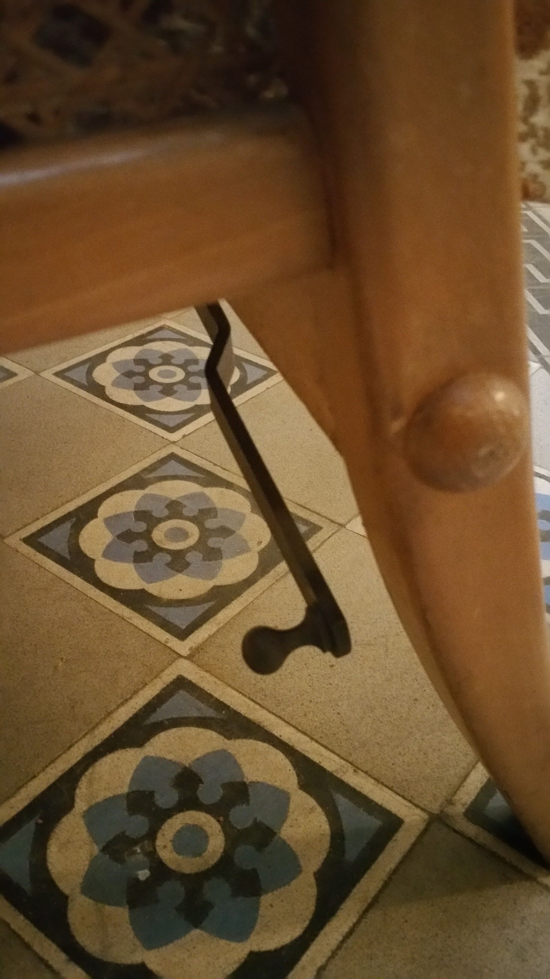 Chair wing chair has ears and has system relaxation 50/60s