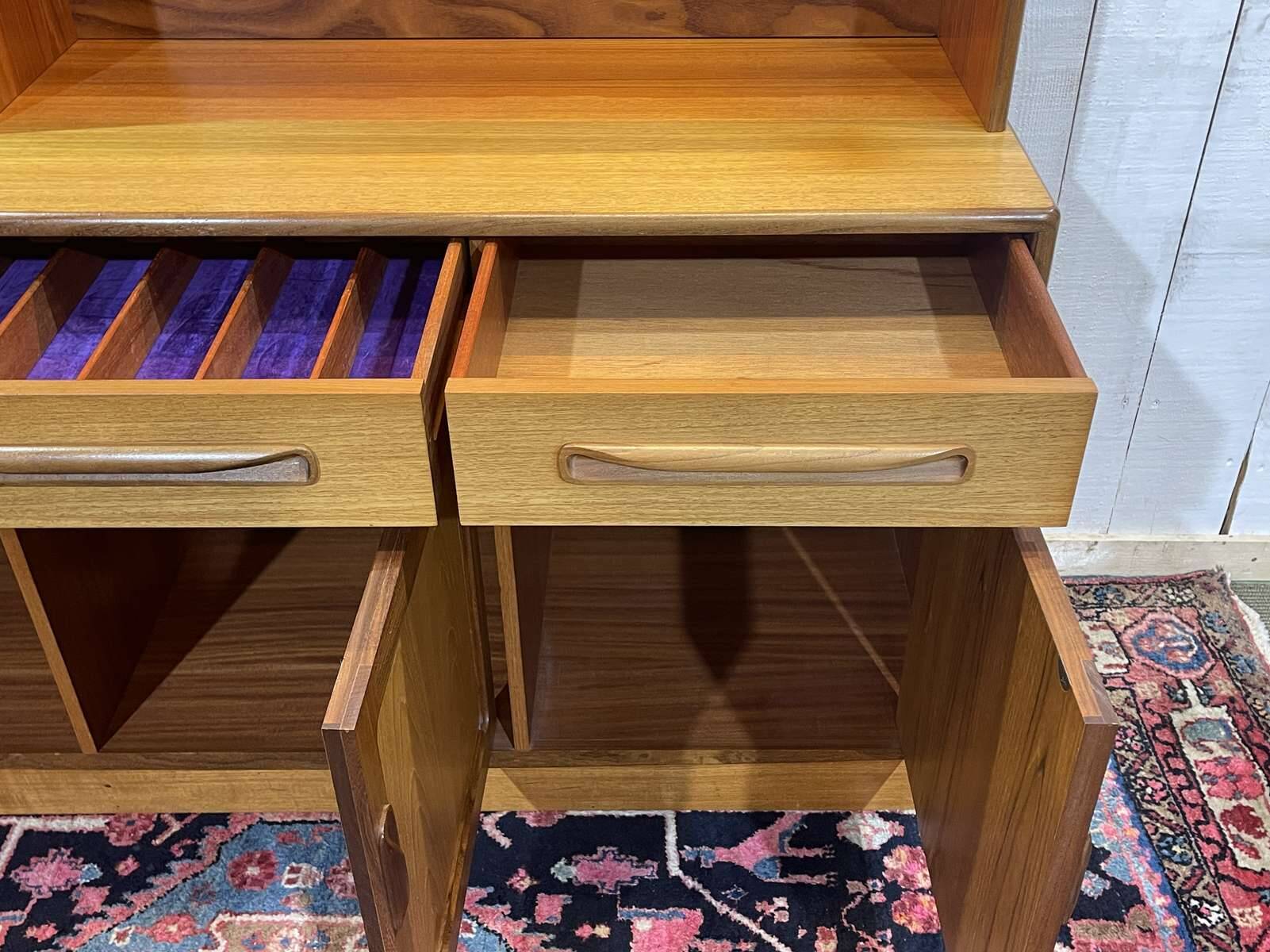 Enfilade bar GPLAN in teak from the 1970s.