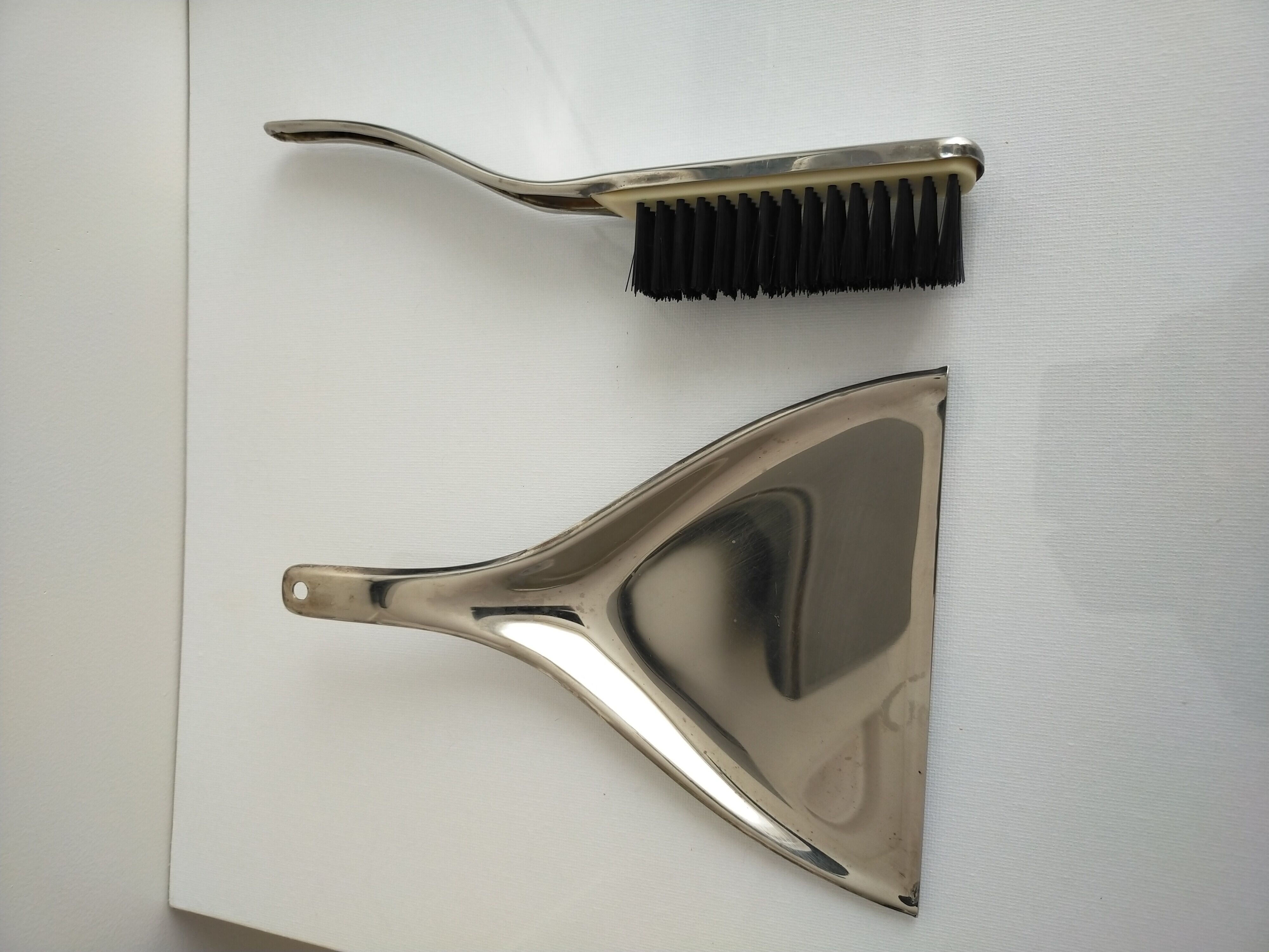 Stainless steel shovel brush assembly