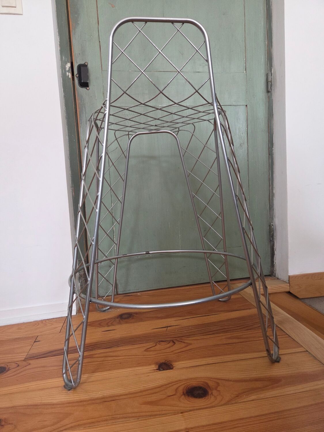 Designer metal high chair