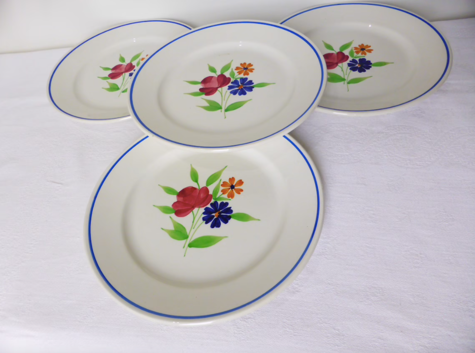 Set of 4 vintage dessert plates from the Badonviller porcelain factory