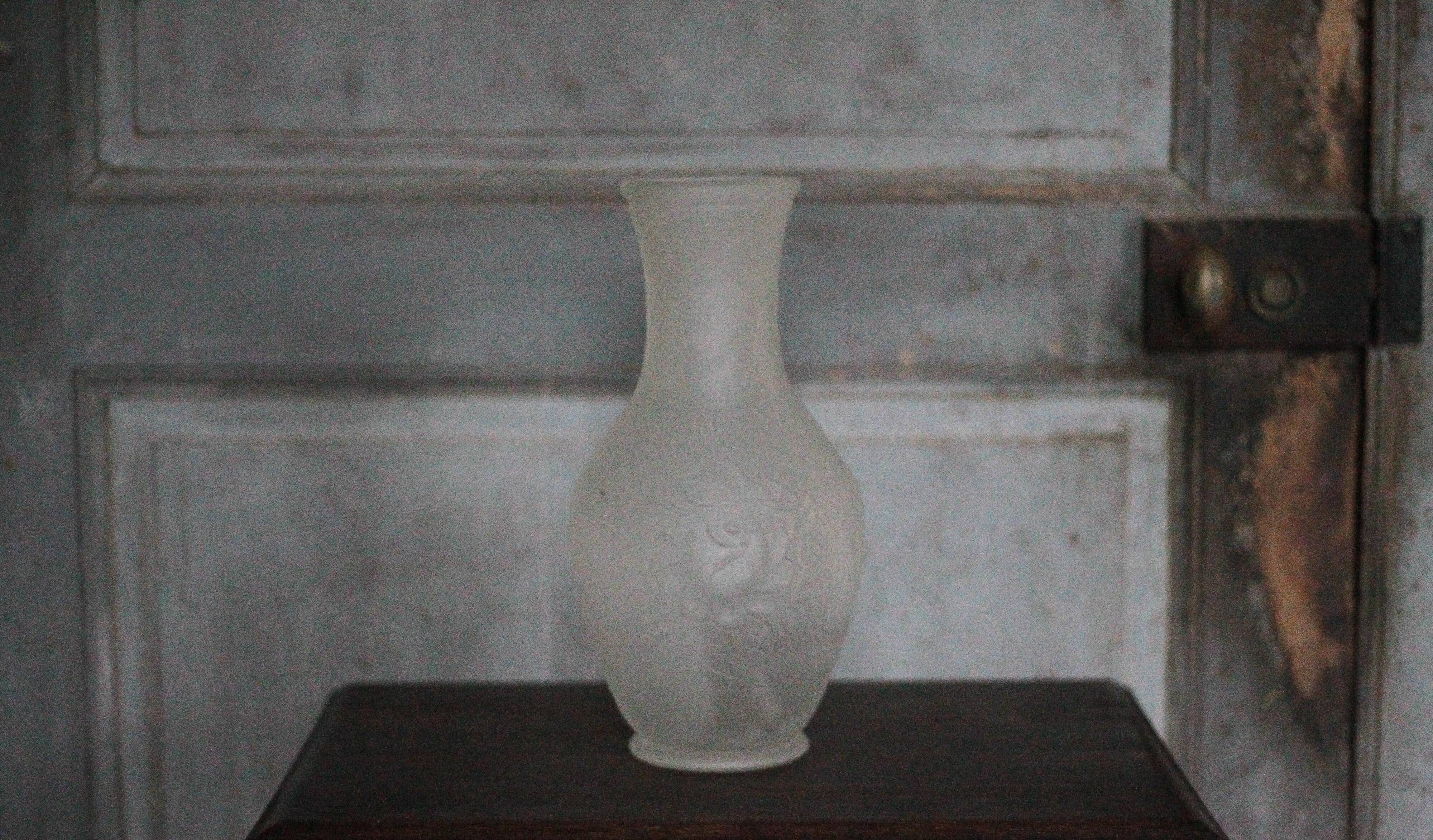 Vintage Italian vase, frosted molded glass vase with floral motifs, pot a f