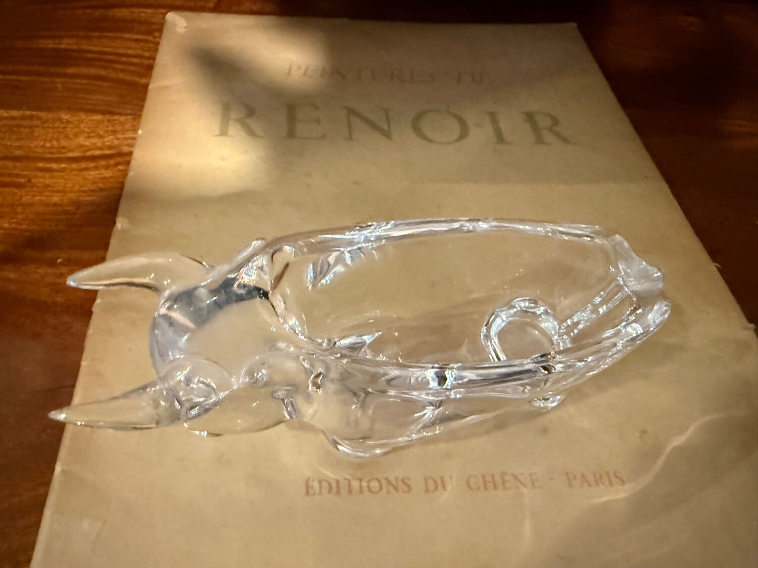 Bull ashtray in crystal