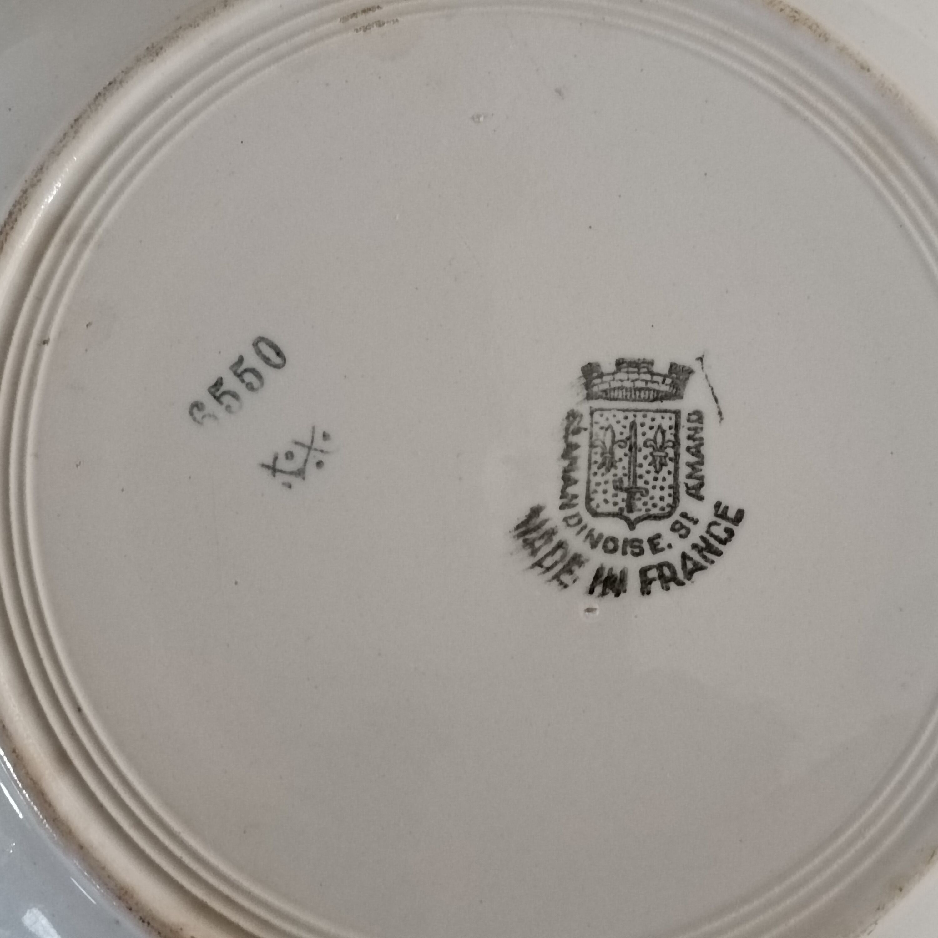 2 hollow plates Société amandinoise