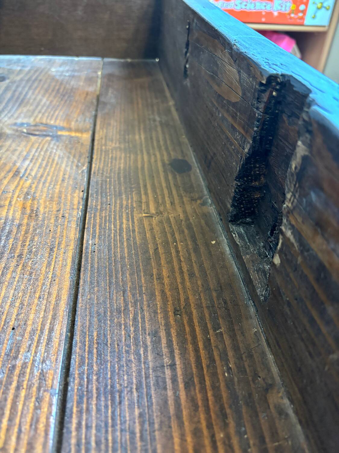 Commode ancienne, style Louis XVI