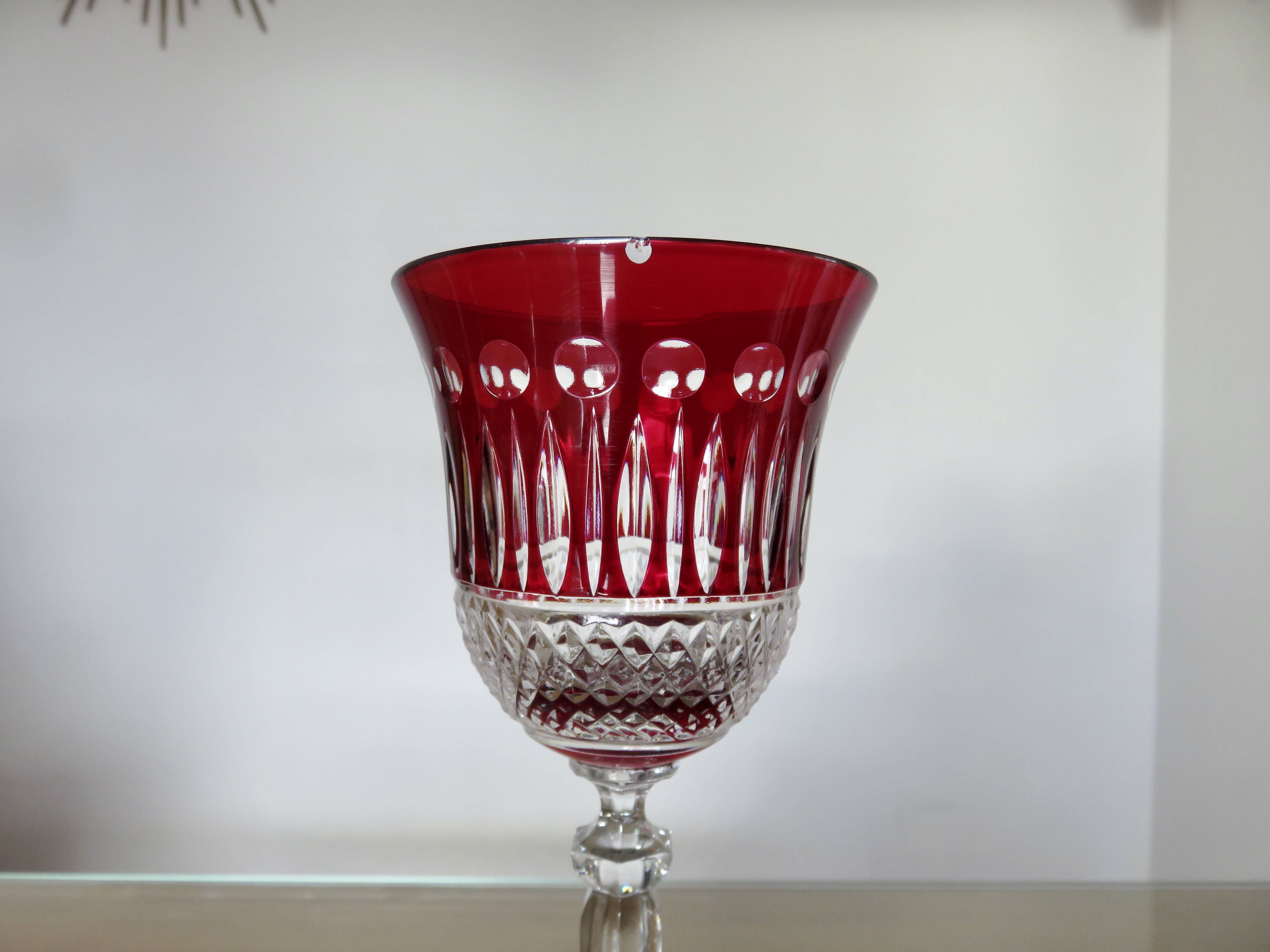 Set of 4 colored crystal wine glasses