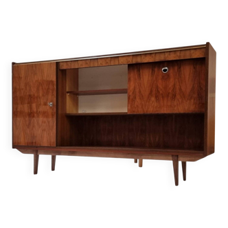 Meuble du milieu du siècle