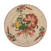 Assiette en faïence de l'est
