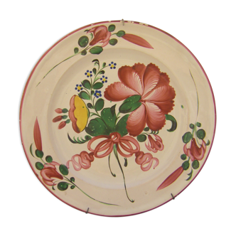 Oriental earthenware plate