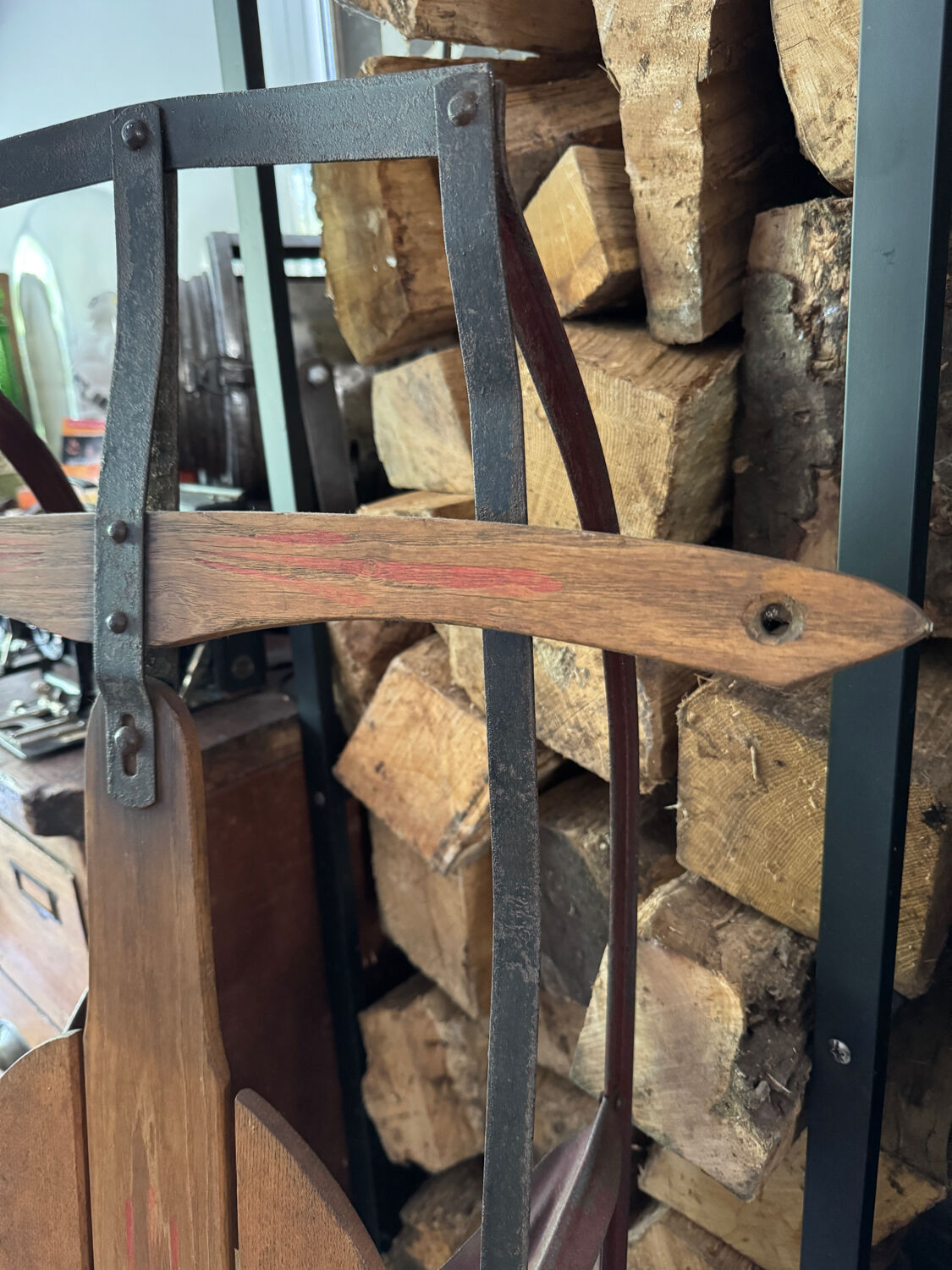 Ancienne luge américaine en bois vintage