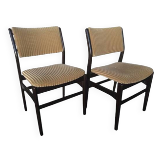 2 Scandinavian dining room chairs
