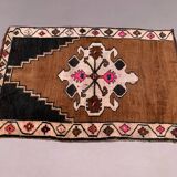 Vintage Turkish Rug 131x87 cm shabby carpet Kars Region Small