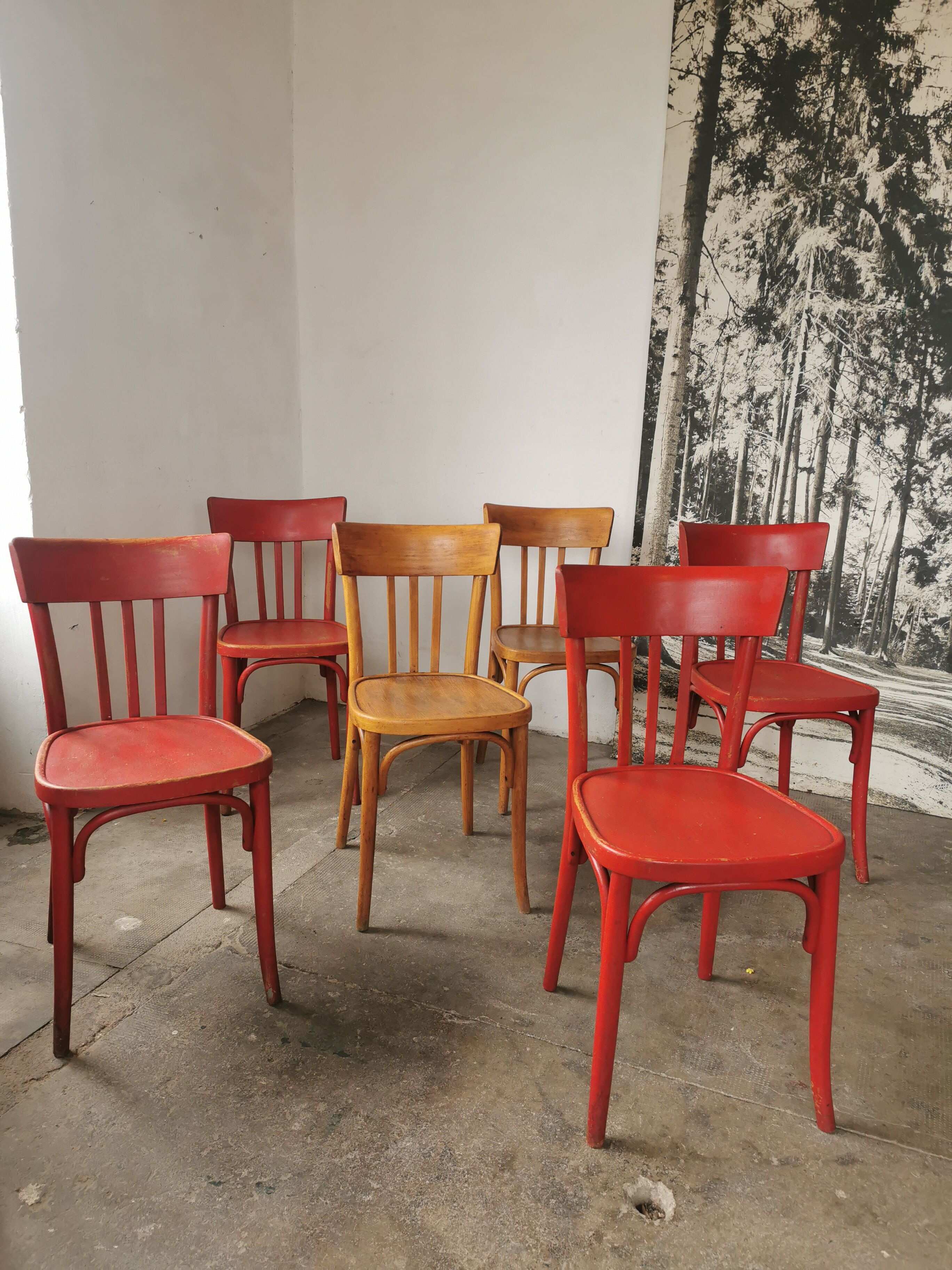 Set of 6 vintage bistro chairs