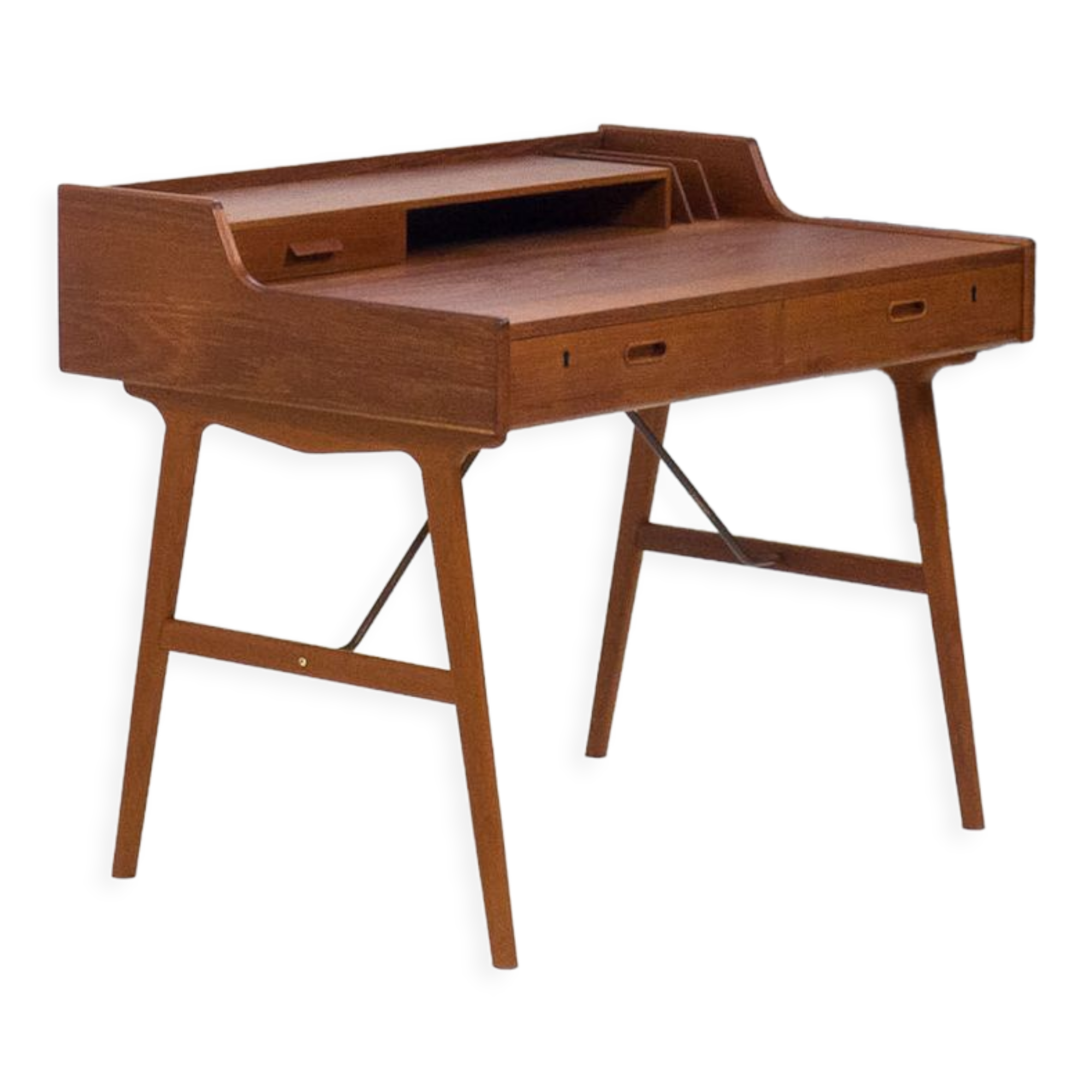 ‘model 56’ free standing teak desk by Arne Wahl Iversen for Vinde Møbelfabrik