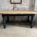 Farmhouse table