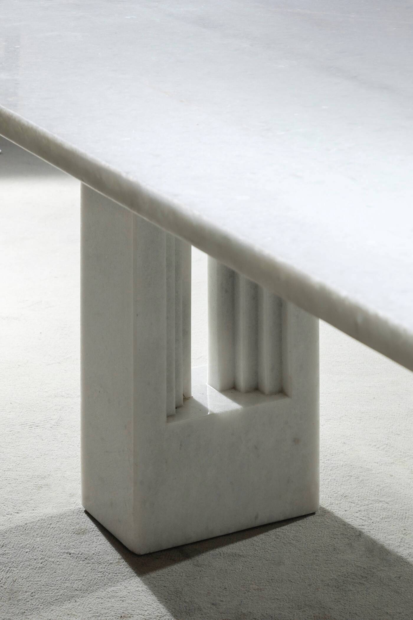 Carlo Scarpa Delfi dining table in white marble