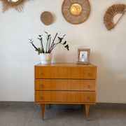 Lovely vintage chest of drawers from the 1960s.