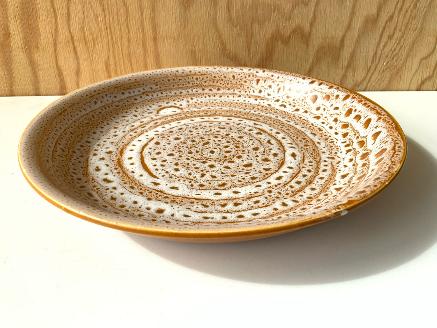 Vintage round dish