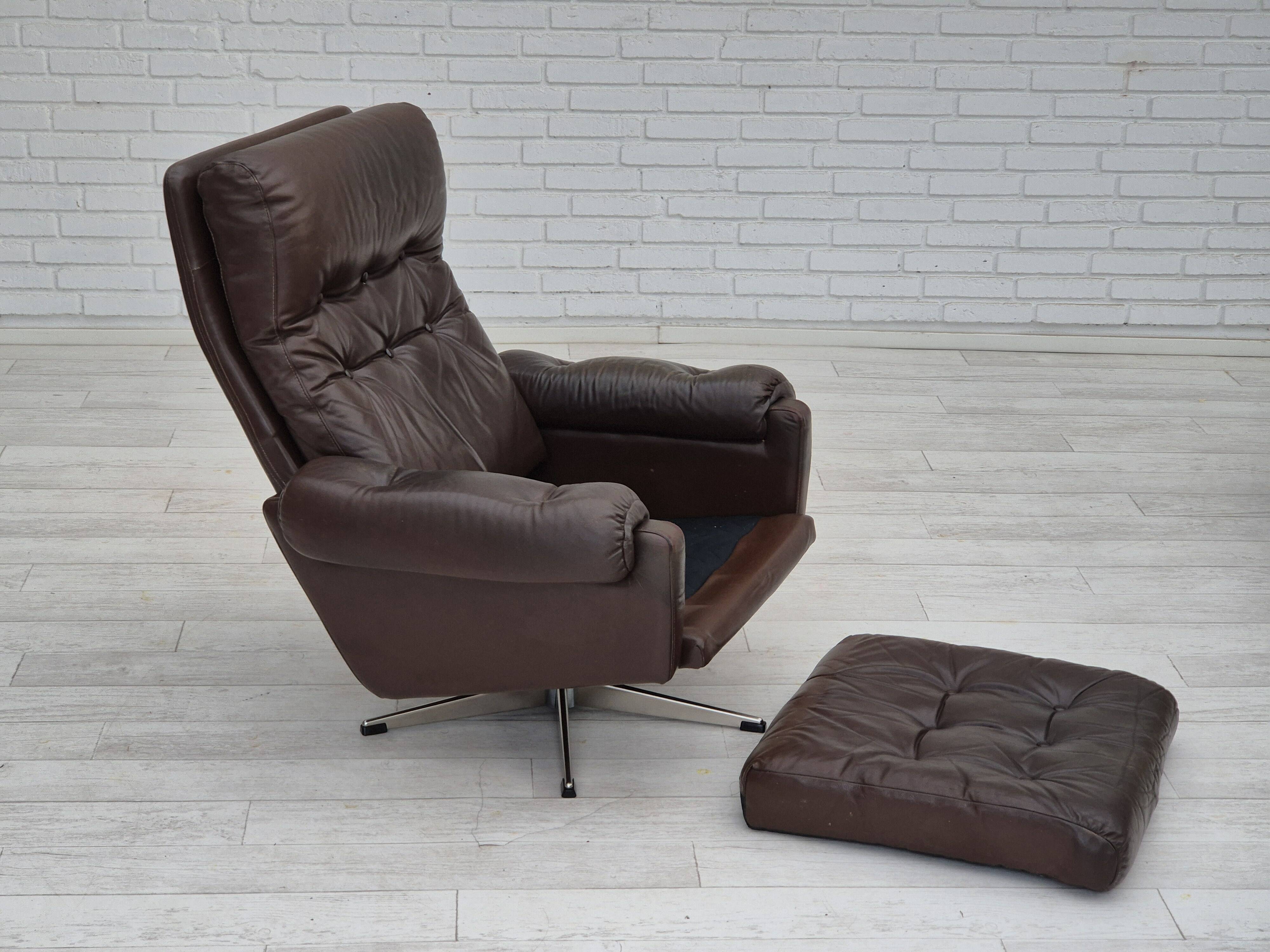 1970s, Danish swivel chair, original condition, brown furniture leather.
