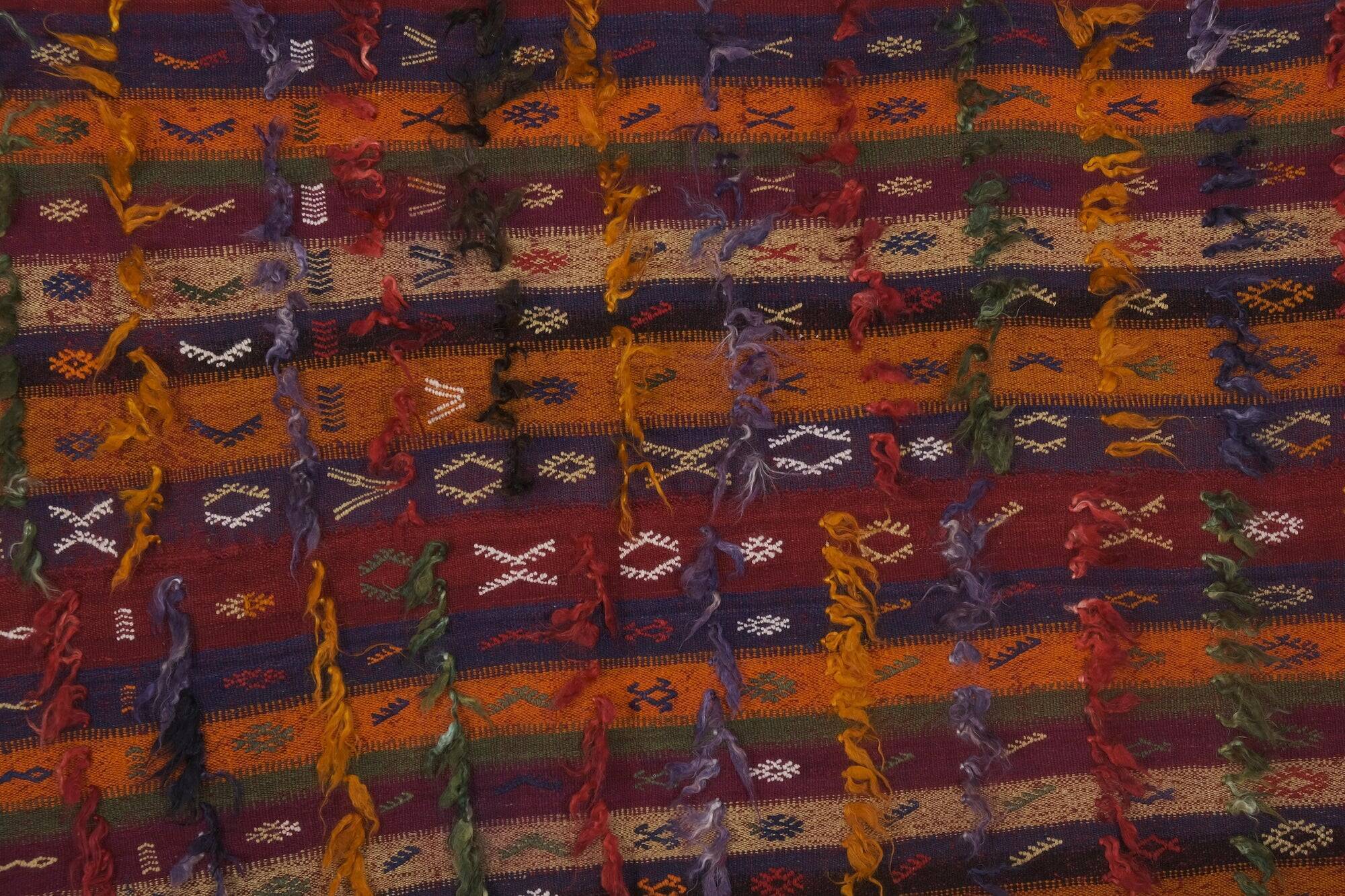 Vintage Turkish handmade rug 141x181 cm