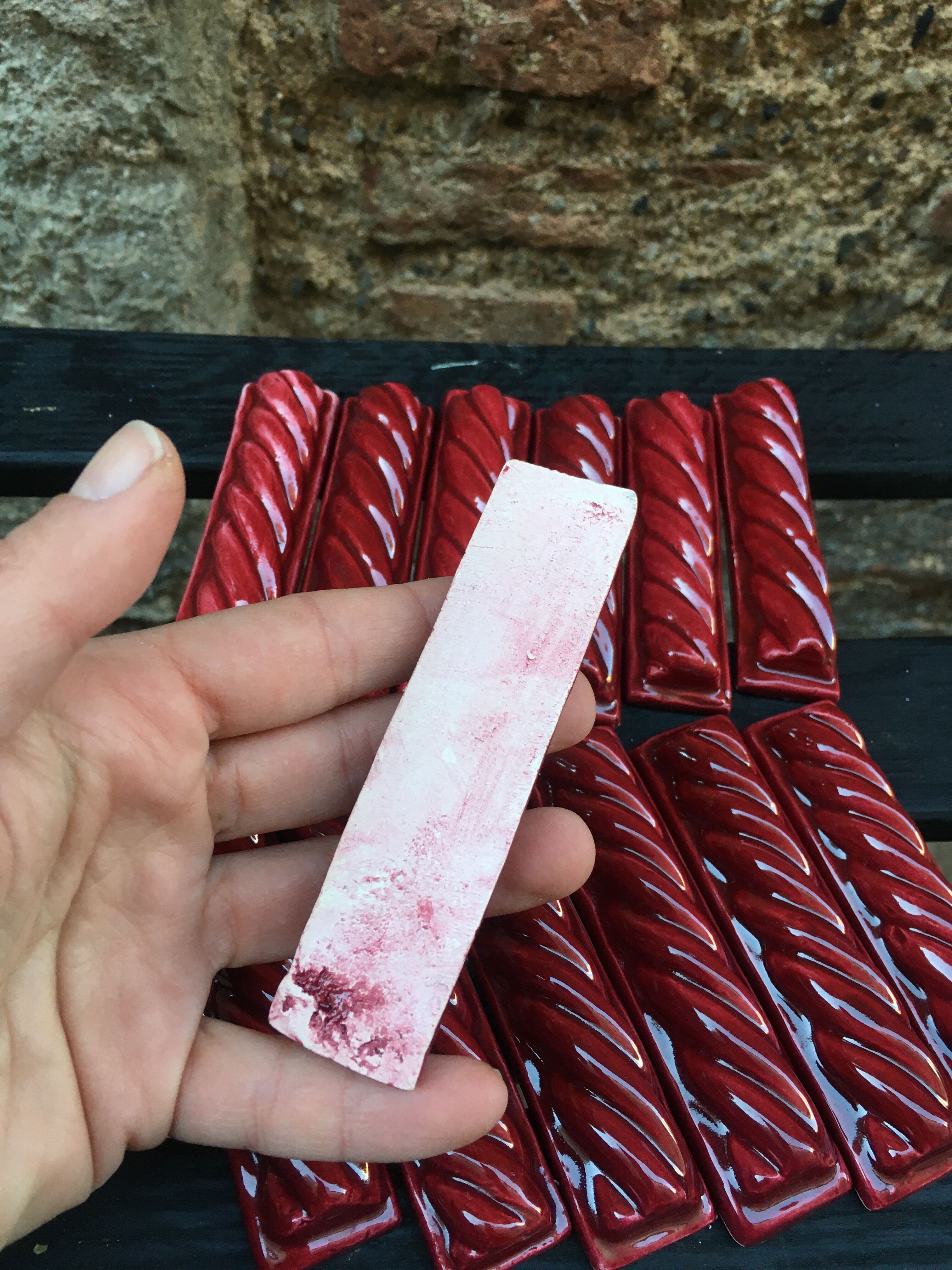 Ceramic knife holders