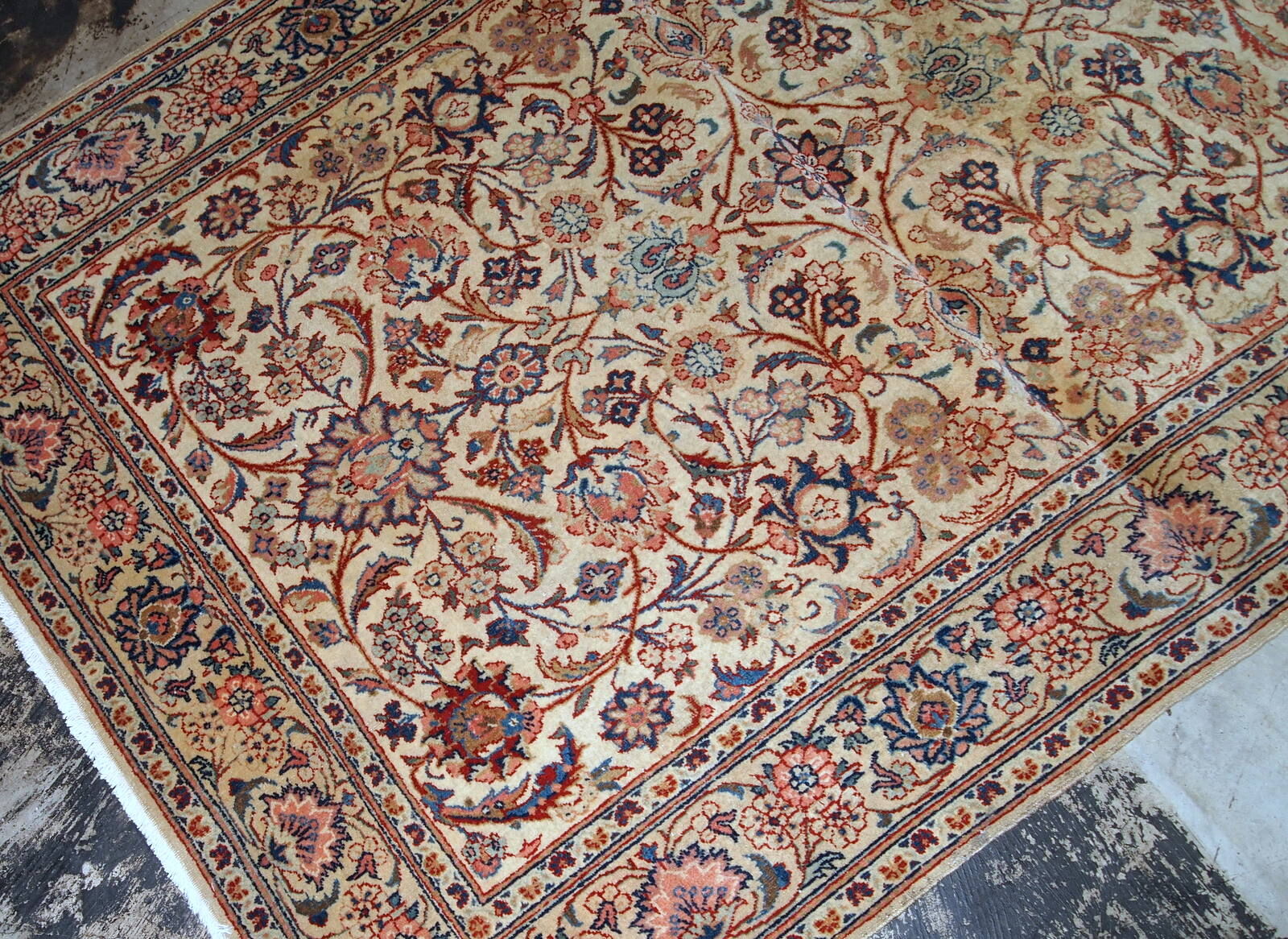 Former carpet Persian Kashaan done hand 125cm x 192cm 1910 s