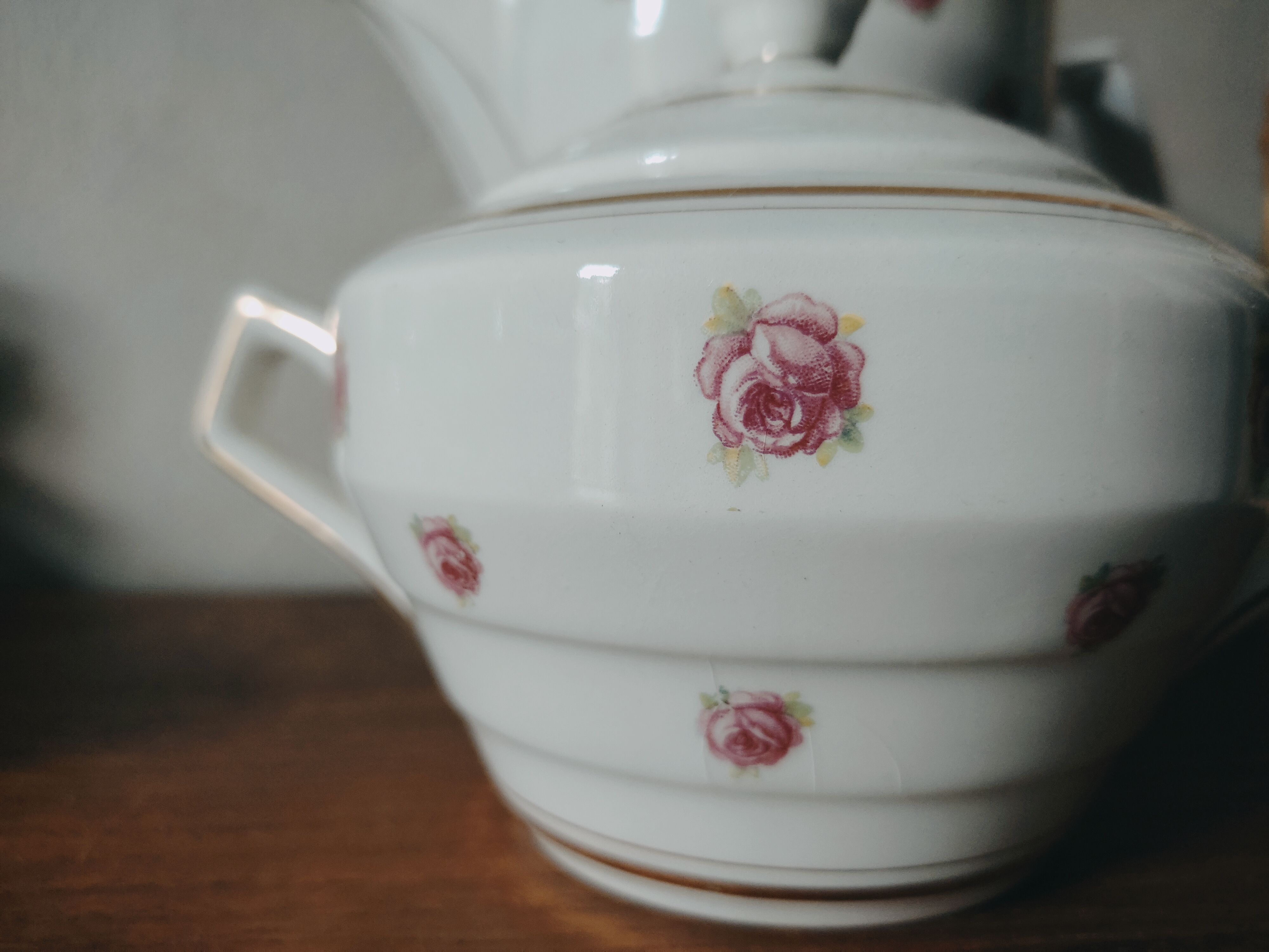 Coffee or tea set in Earthenware St Amand