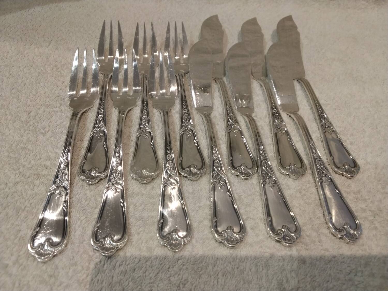 6 forks, 6 fish knives, silver-plated metal, silversmith Ercuis LXV 29