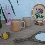 Deux mugs / tasses en grès - vintage