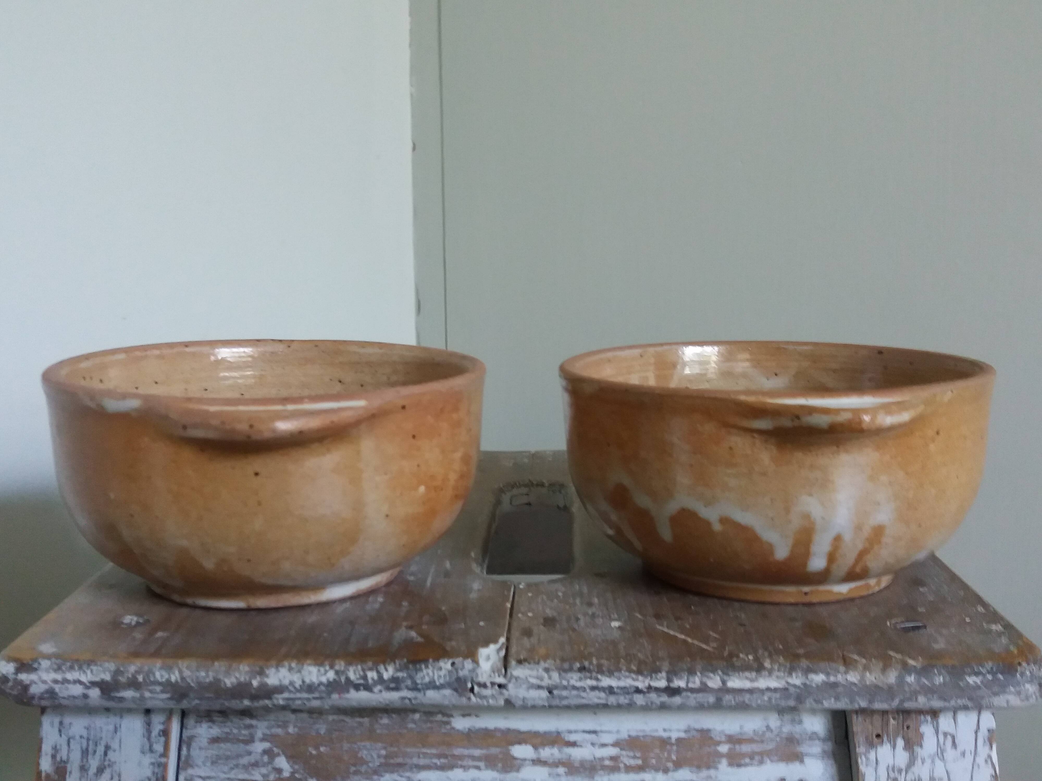 Stoneware ear bowls