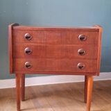 Scandinavian chest of drawers