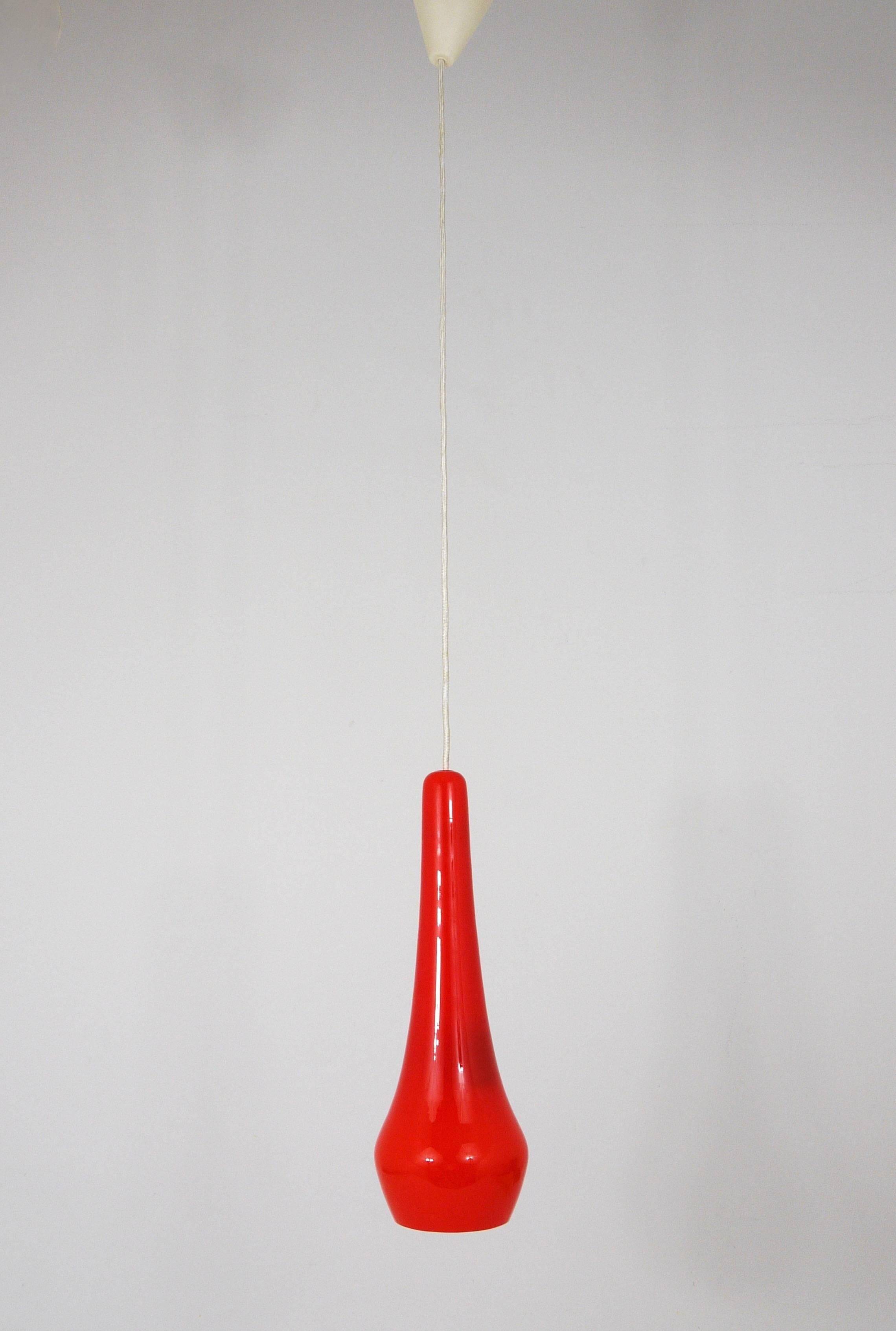 Deux lampes suspendues Mid Century en verre Murano de Gino Vistosi, Italie, années 1950
