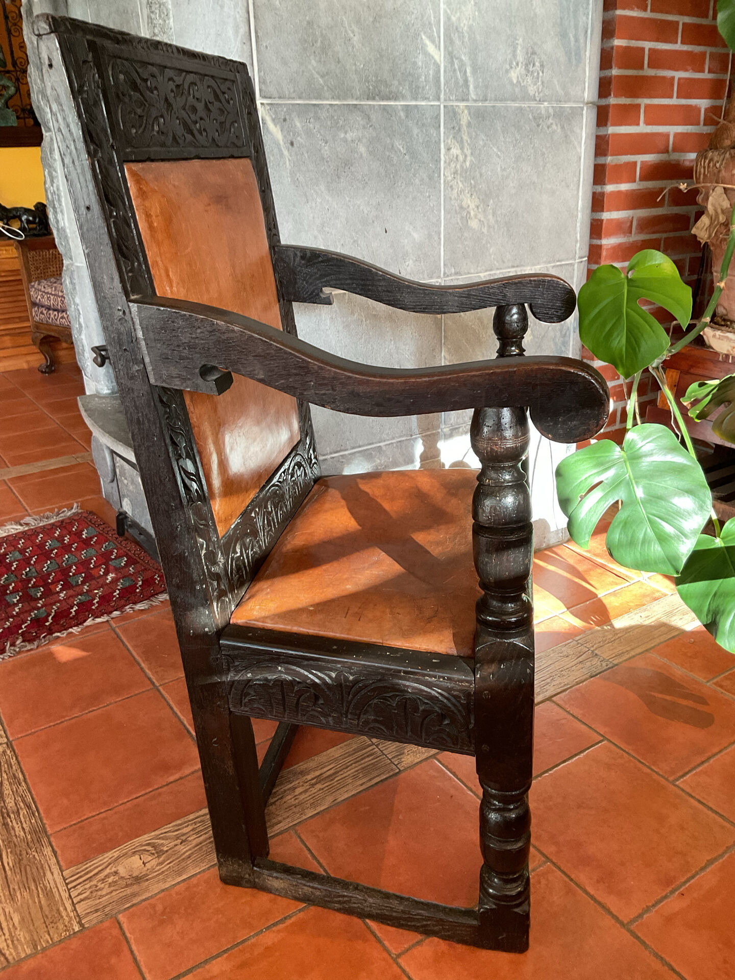 English armchair from the 17th century, Wainscot armchair.