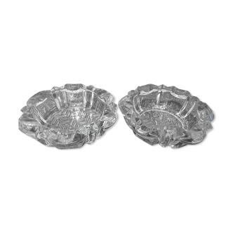 2 crystal ashtrays