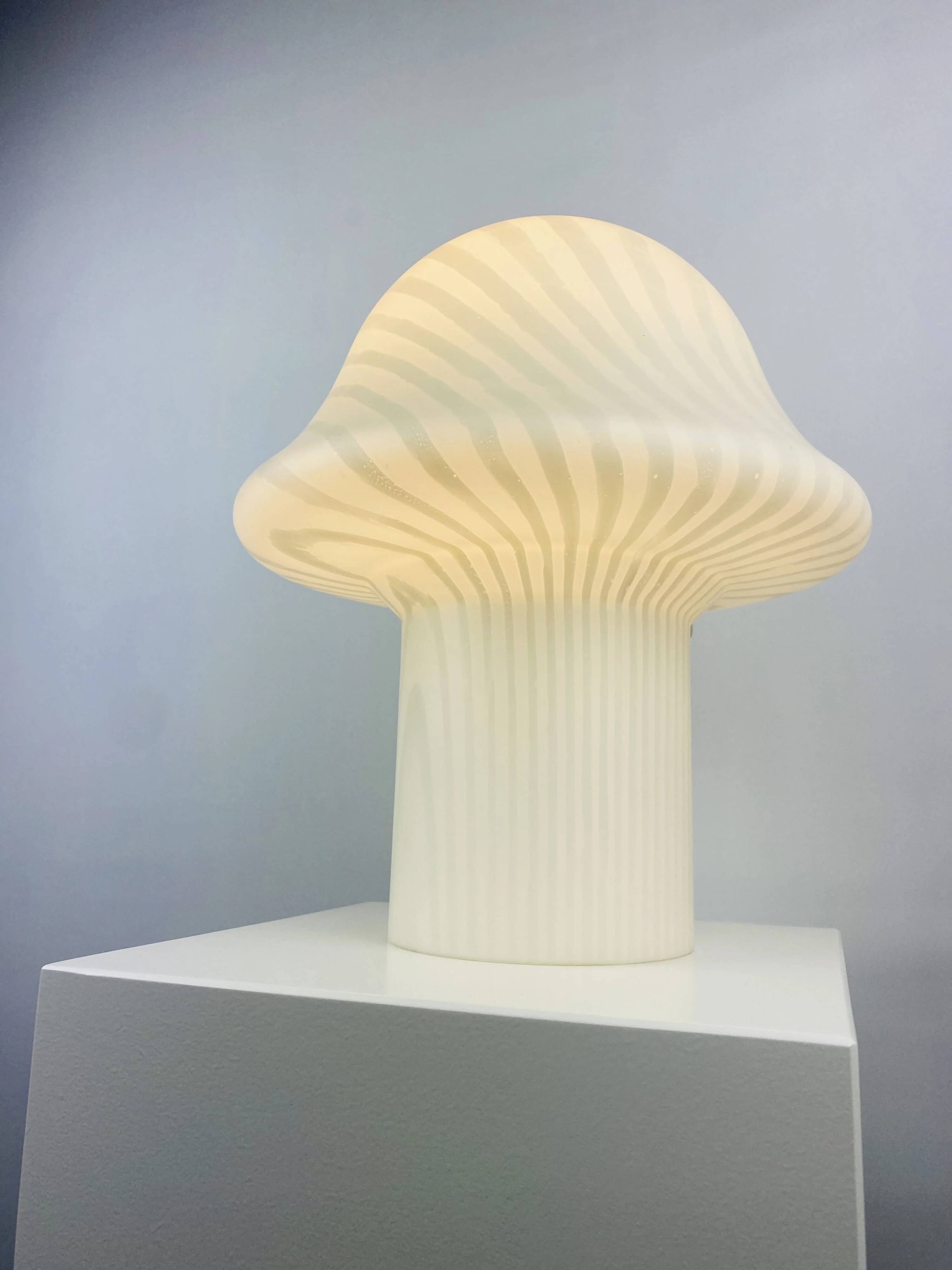 Large mushroom-shaped table lamp in white crystal glass with striped zebra pattern Peill and Putzler XL 1970