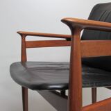 Finn Juhl model 192 in Teak, leather for France & Daverkosen