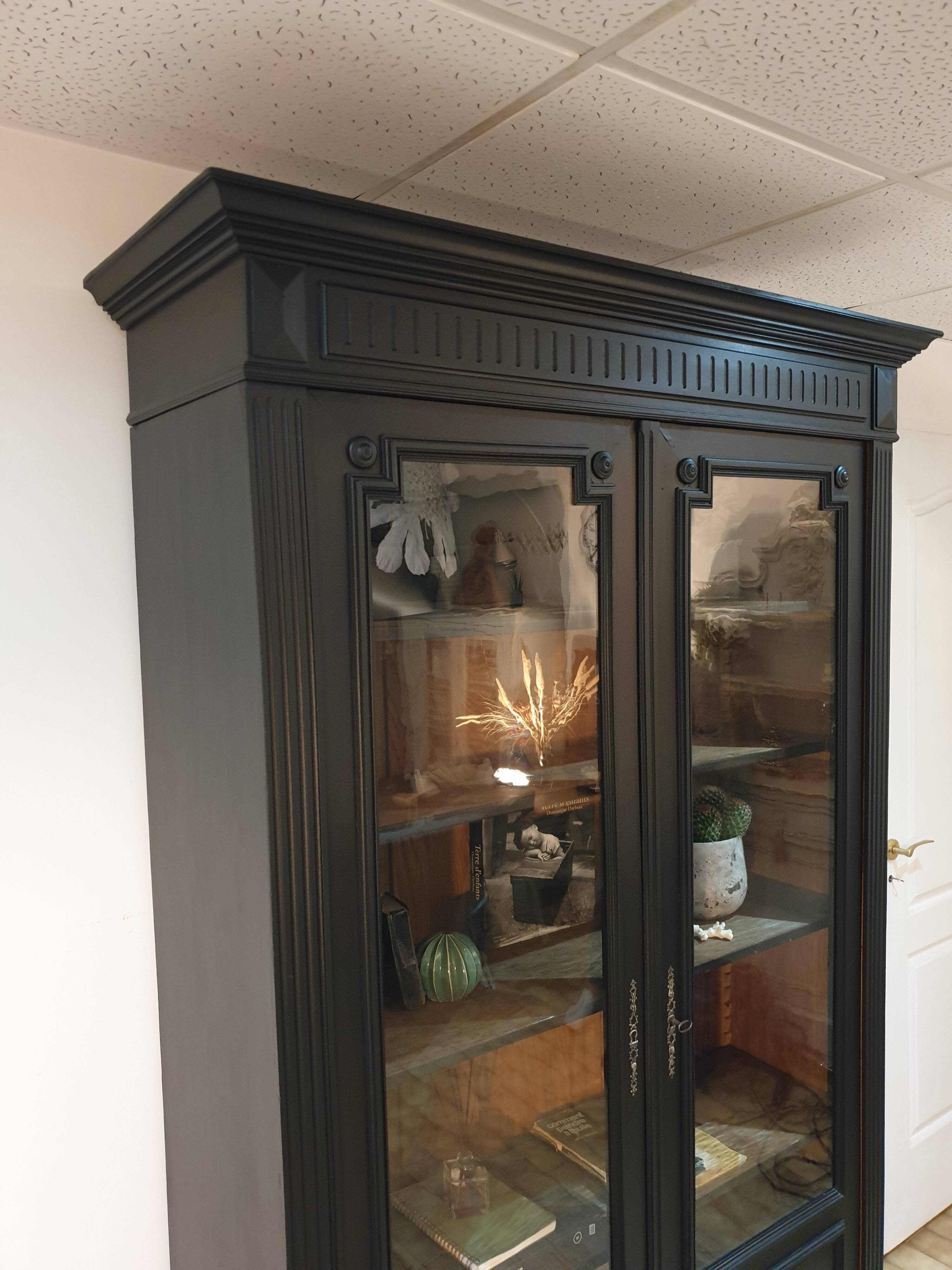 Showcase library cabinet of curiosities black Napoleon III