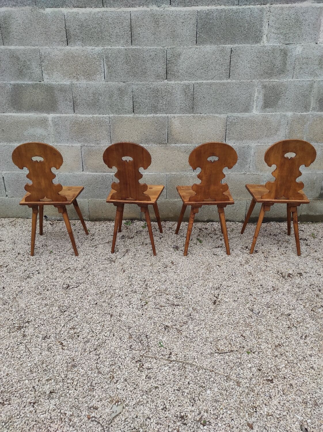 Set of 4 mountain chairs or blond wood chalet chairs