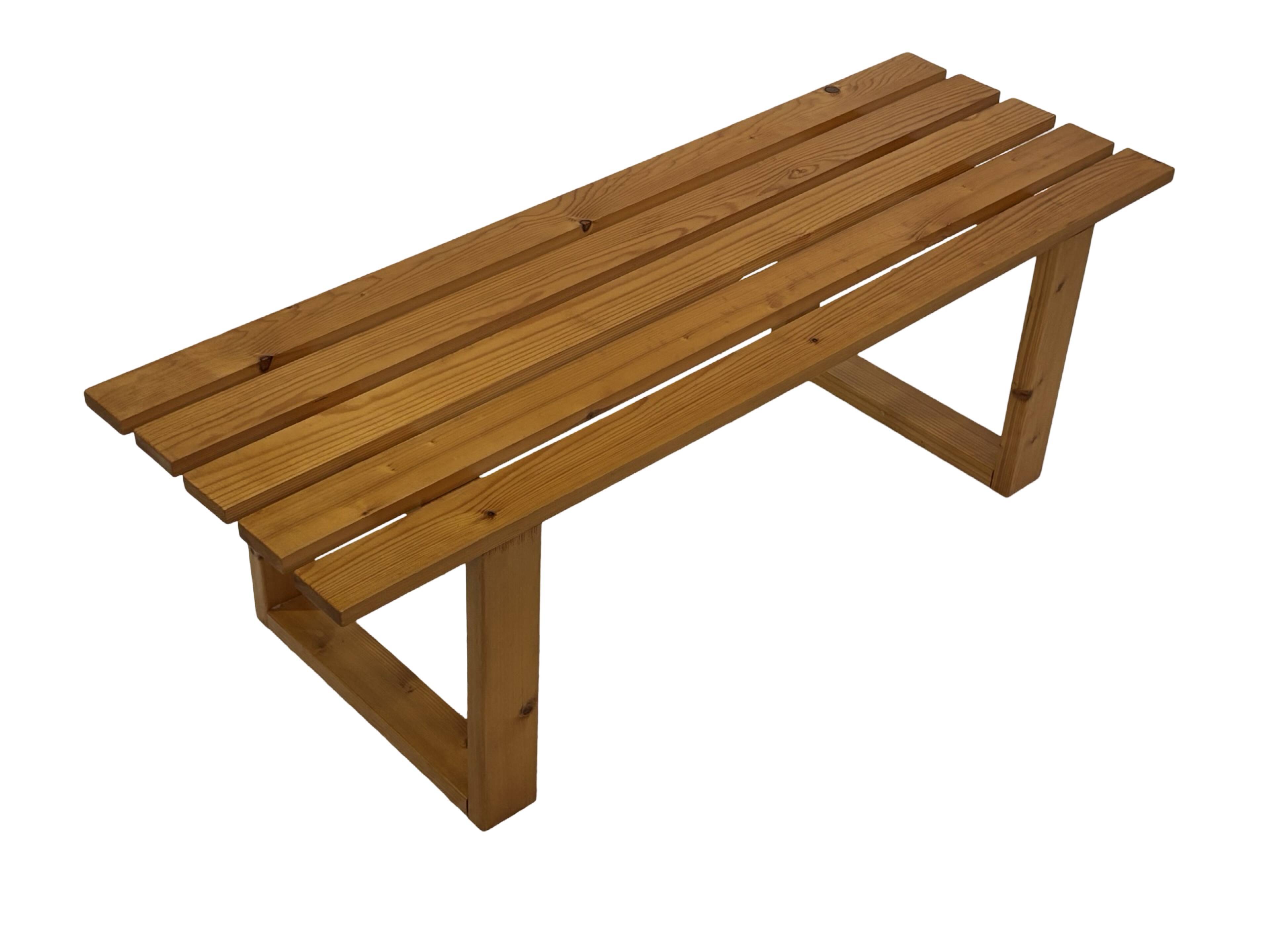 Vintage Scandinavian modern pinewood slatted bench from the 1960's