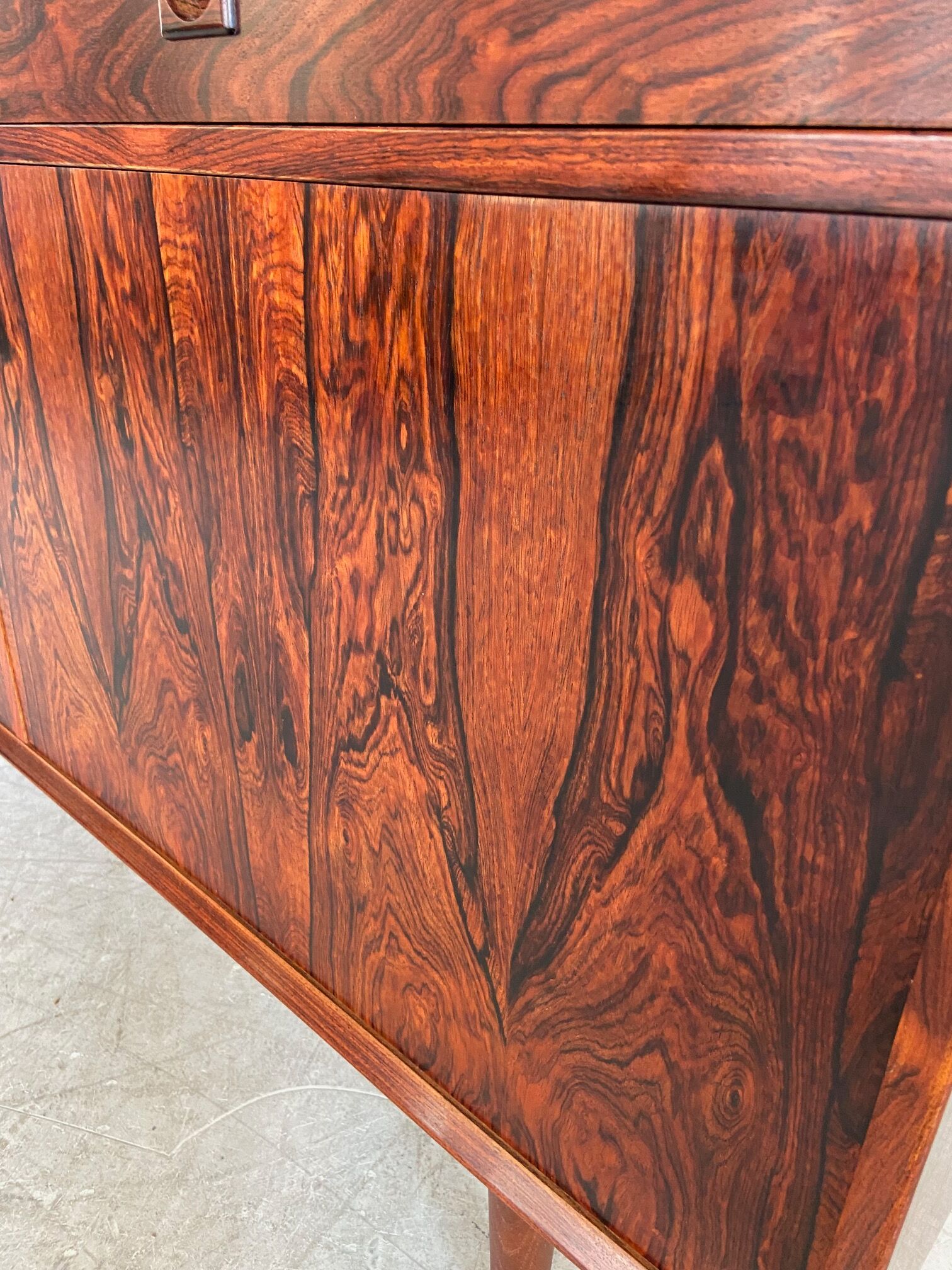 Buffet en palissandre danois vintage rétro des années 1960 par Brouers.