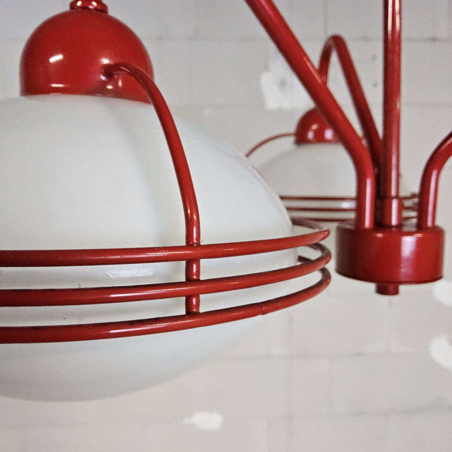 Lampe pendentif vintage rouge de l'ère spatiale / lustre (Stilnovo) Sputnik