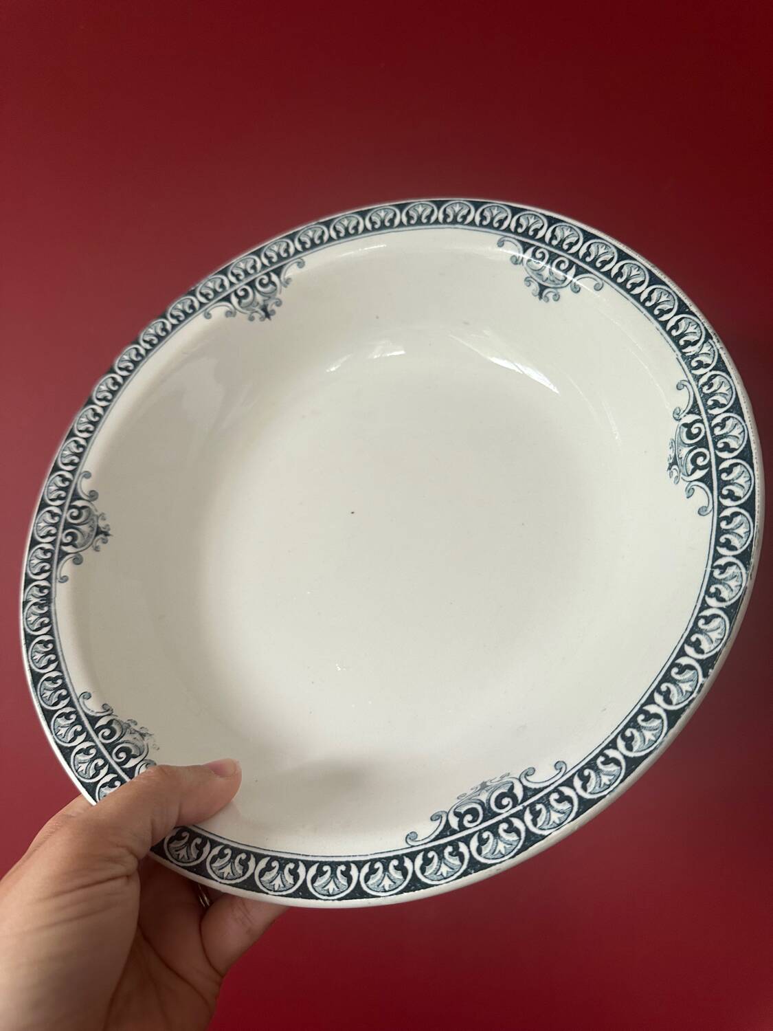 Plat en terre de fer