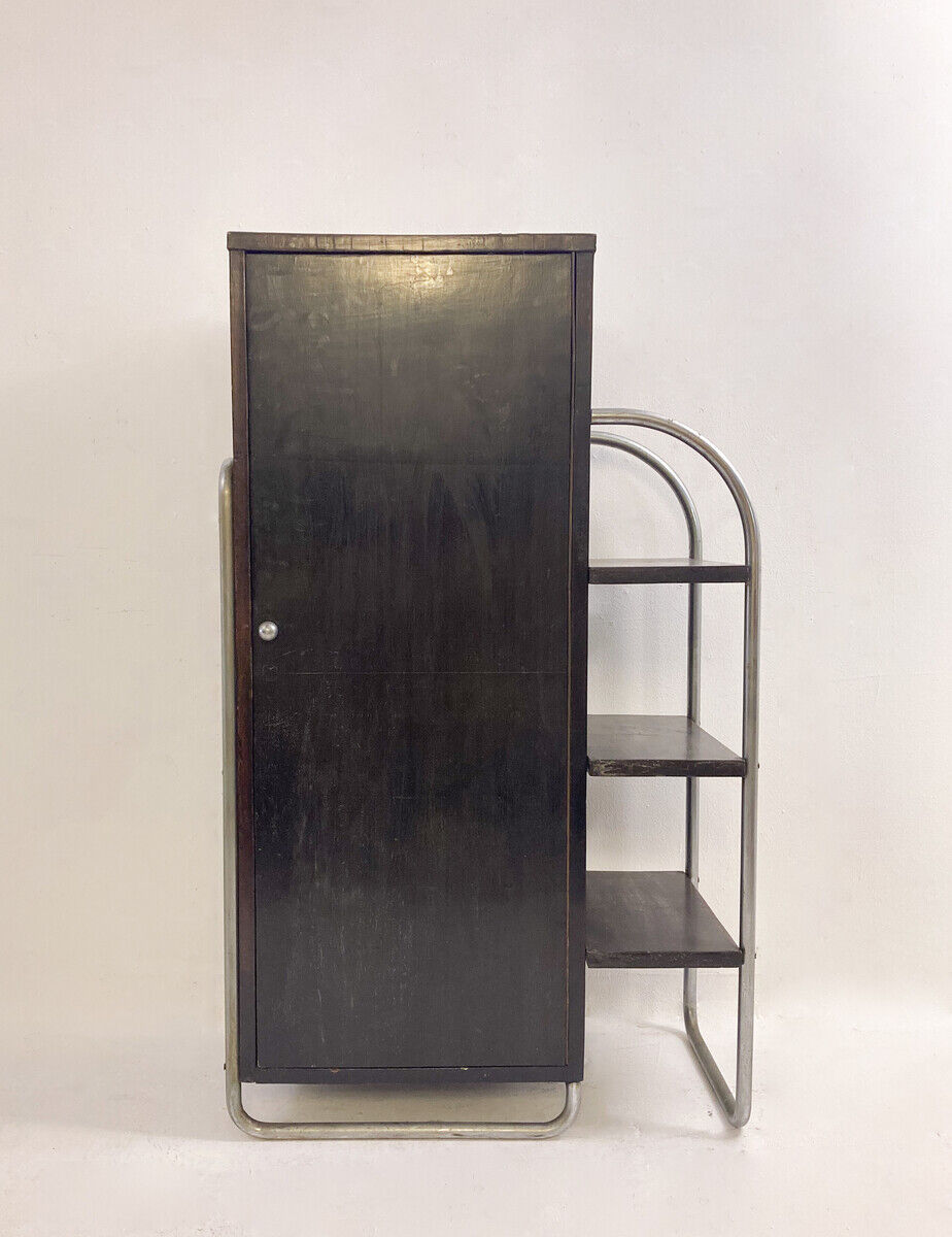 Modernist furniture in wood and tubular metal, 1920s