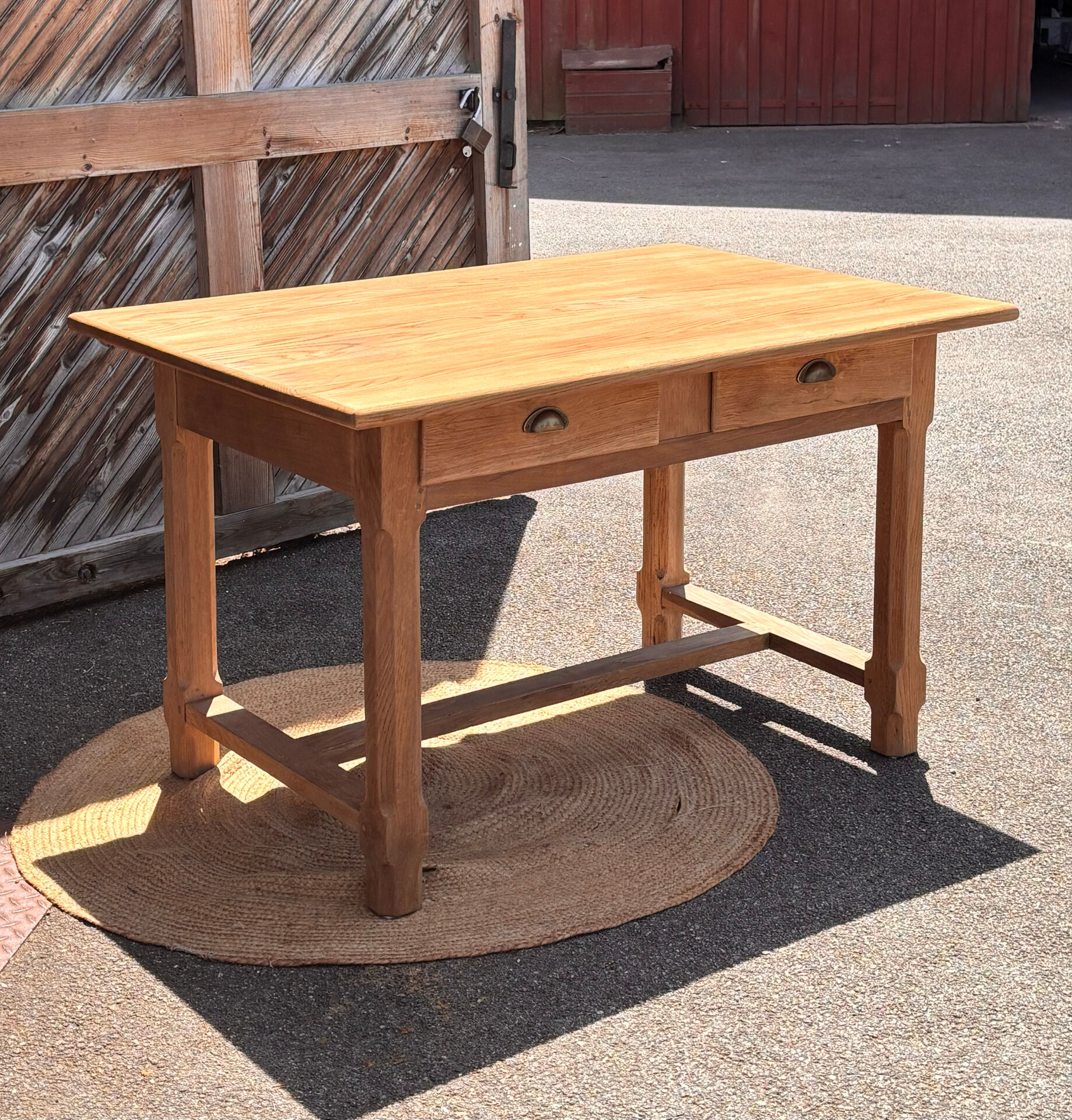 Old farmhouse table in raw solid oak with 2 drawers.
