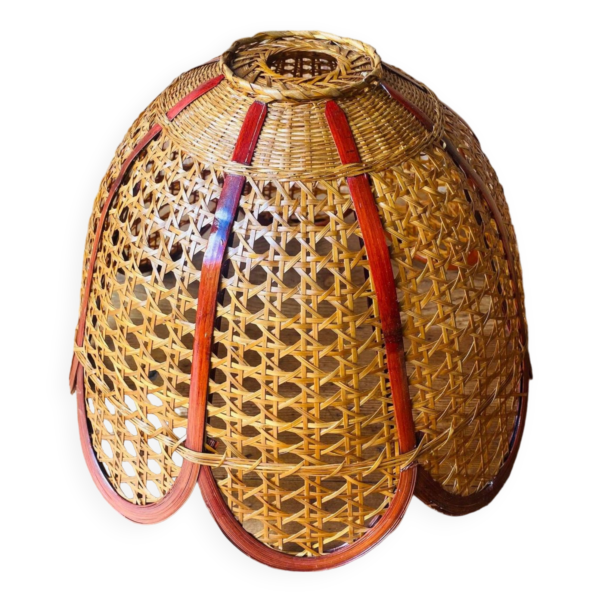 Vintage rattan flower pendant light.