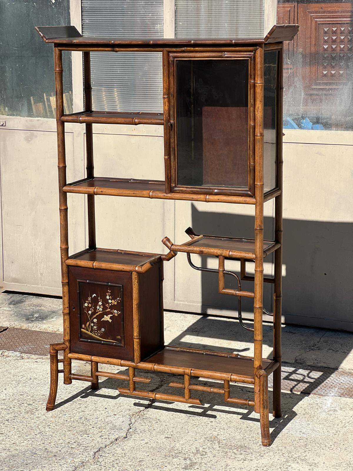 Japanese-style display shelf in bamboo and wood, circa 1890