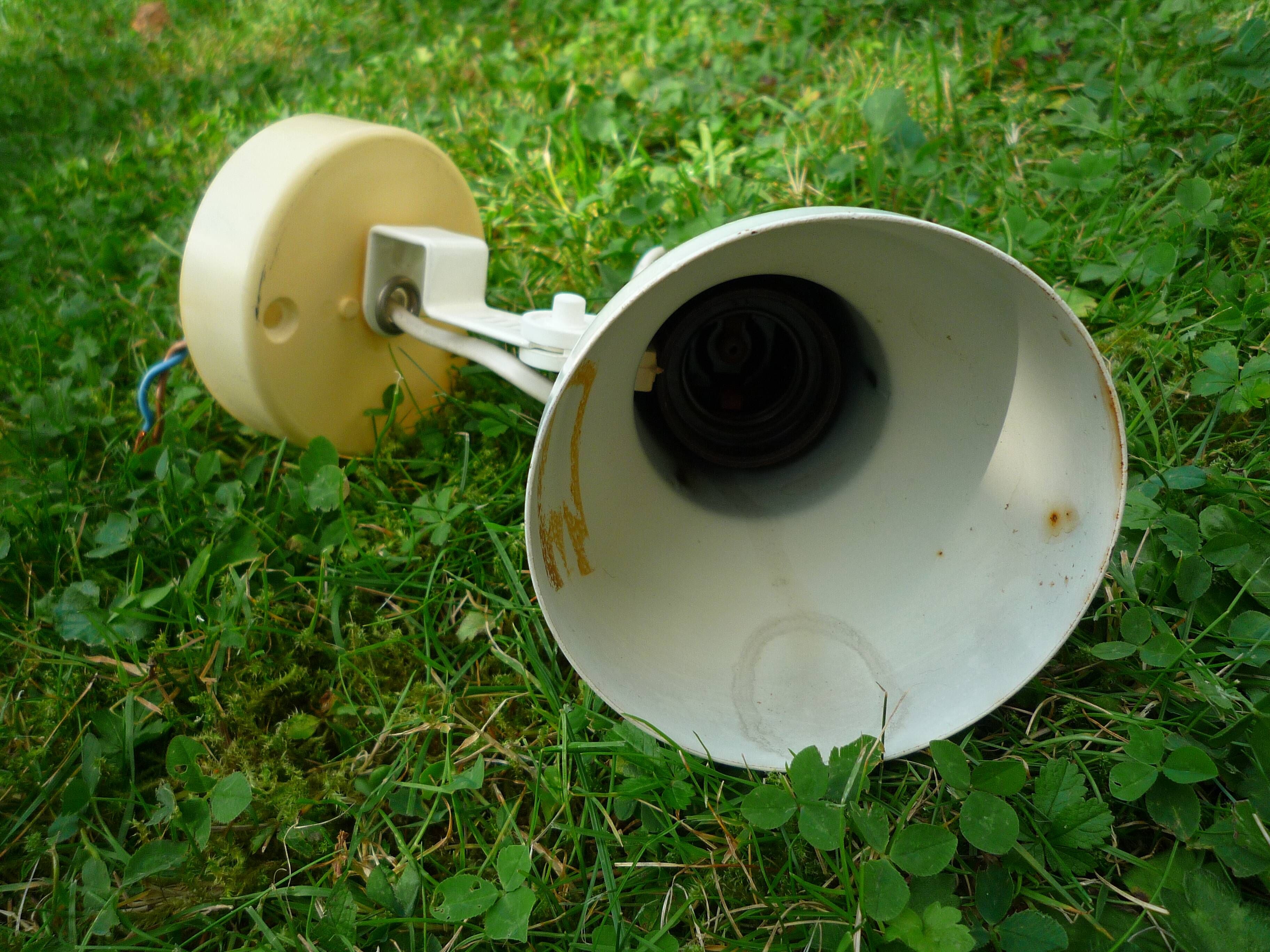 Pair of spotlights, metal and plastic white, vintage 80s