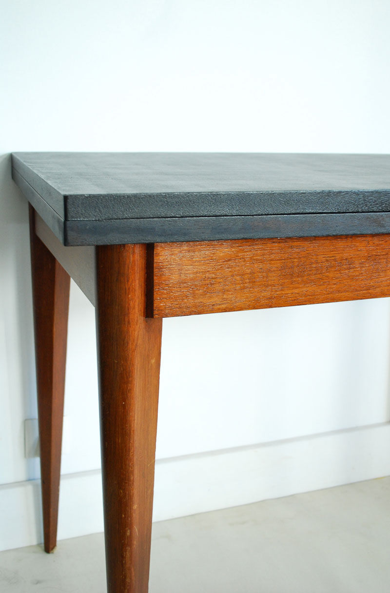 Table feet compass portfolio